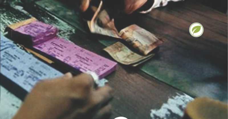 പാതി മുറിഞ്ഞ ടിക്കറ്റുകള്‍ : ആദ്യ പുസ്തകം