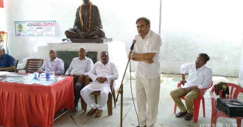 मनुष्यता ही मनुष्य का सबसे बड़ा गुण है- डॉ सुभाष राय