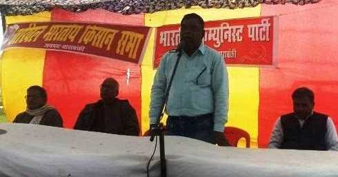 पाकिस्तान के साथ व्यापारिक सम्बन्धों को समाप्त कर आर्थिक हड्ड़ी तोड़ने का काम करें सरकार-रणधीर सिंह सुमन