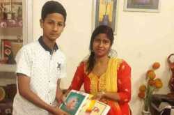 12 साल की उम्र में इस बच्चे ने लिख डालीं 135 किताबें...