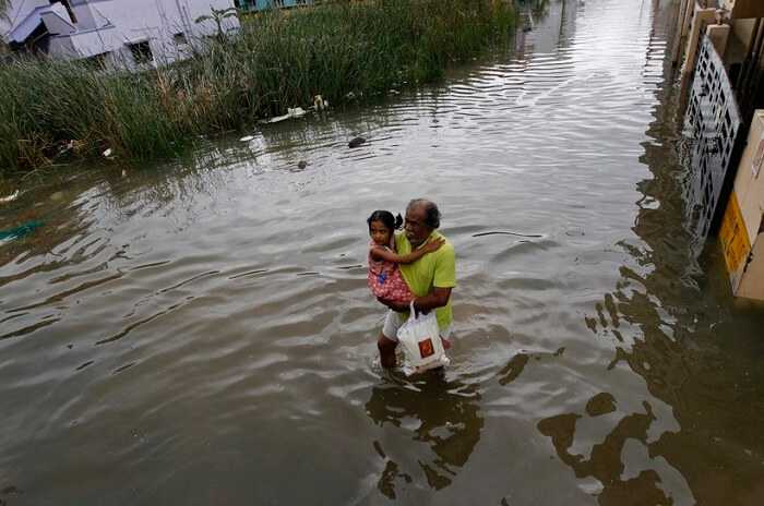 14 MUST Do Things To Ensure The Safety Of Kids During Floods