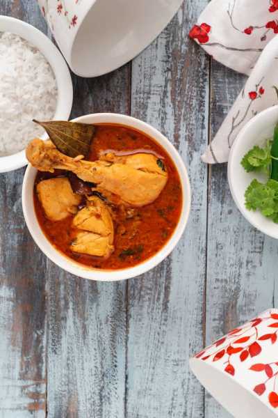 30 Minutes Easy Chicken Curry (Stovetop + Instant Pot Recipe)