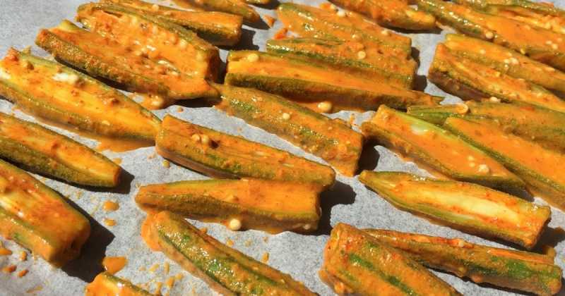 A Dirge For Dahyatli Bhendi (Sun Dried Okra In A Vegan Yoghurt Marinade) 