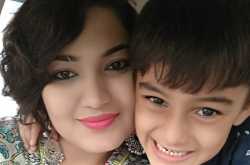 A Selfie With Motherhood #Mobiistar