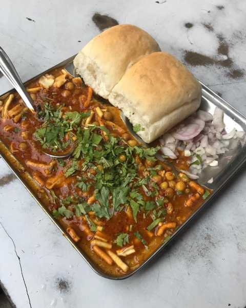 A Short Tale About Missal Pav
