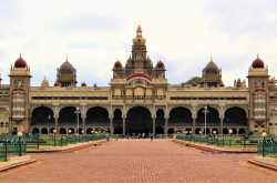 A visit to Mysore: The Sandalwood City of India with A Great History – My India thru' Lenses