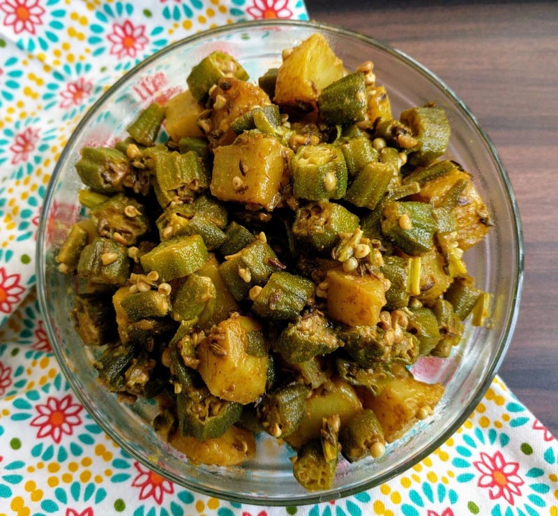 Aloo Bhindi Recipe | Stir Fried Okra & Potato | VegeCravings