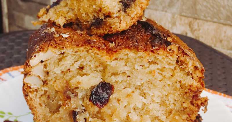 BANANA WALNUT CRANBERRIES CAKE