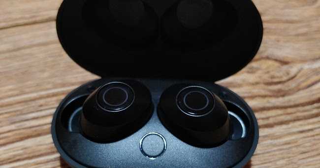 BlitzWolf BW-FYE5 Review: True Wireless Earbuds With Pros & Cons