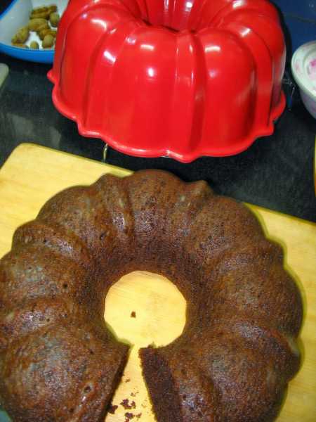 Chocolate Cinnamon Bundt Cake