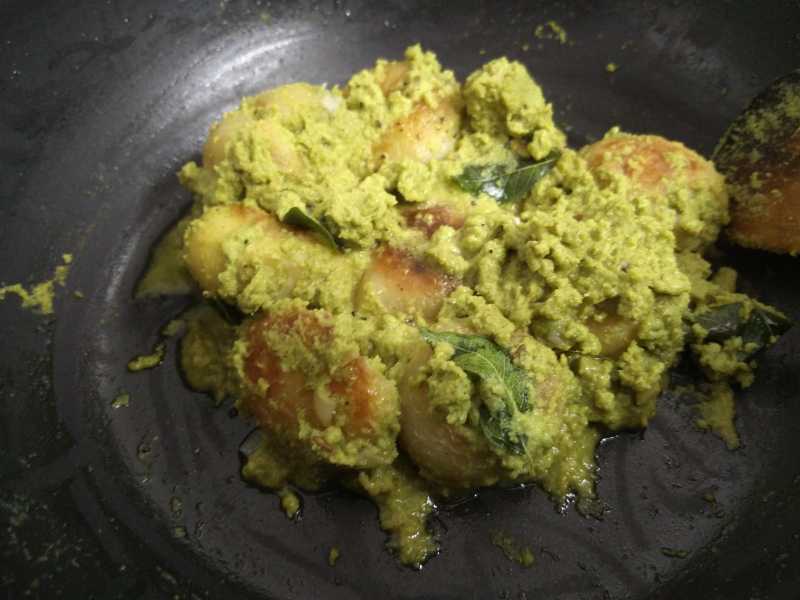 Chutneywale Aaloo- Baby Potatoes In Chutney