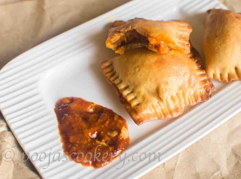 Crispy Baked Vegetable Pockets Recipe - Pooja