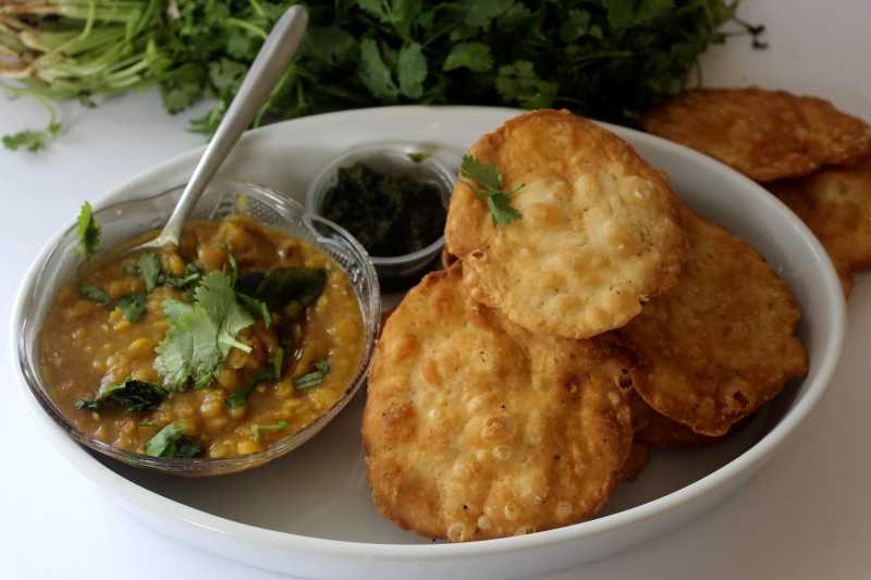 Dal Pakwan (a Sindhi Lentil Breakfast) - The Food Samaritan