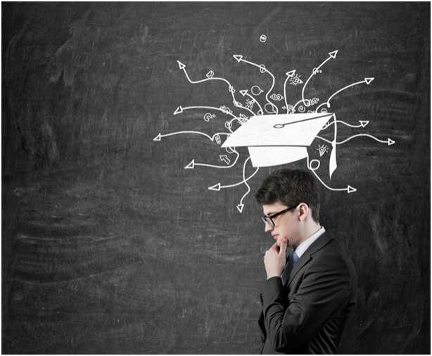 Decoded: The Difference Between B.Com & B.Com (Hons.)