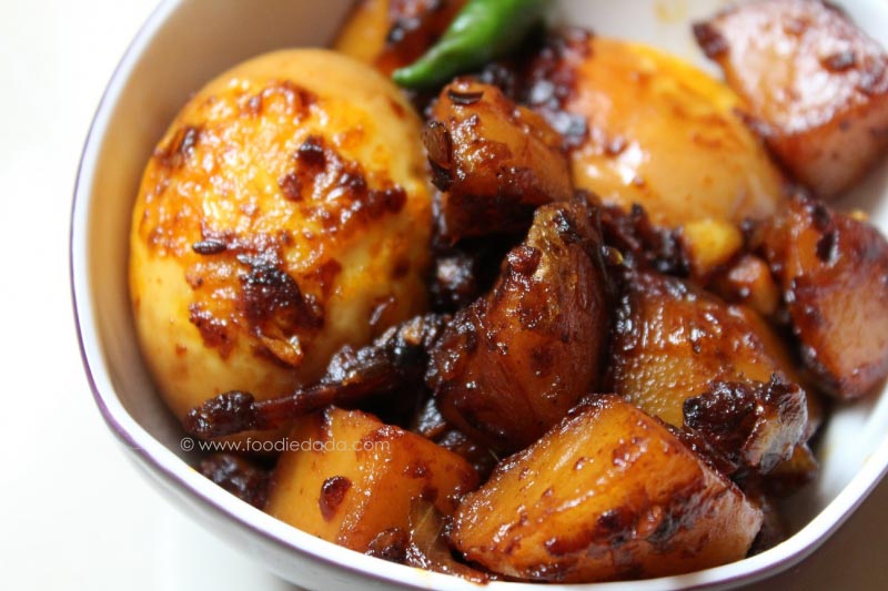 Dim Shukhno - An ‘egg’citing Recipe From My Mom’s Kitchen!