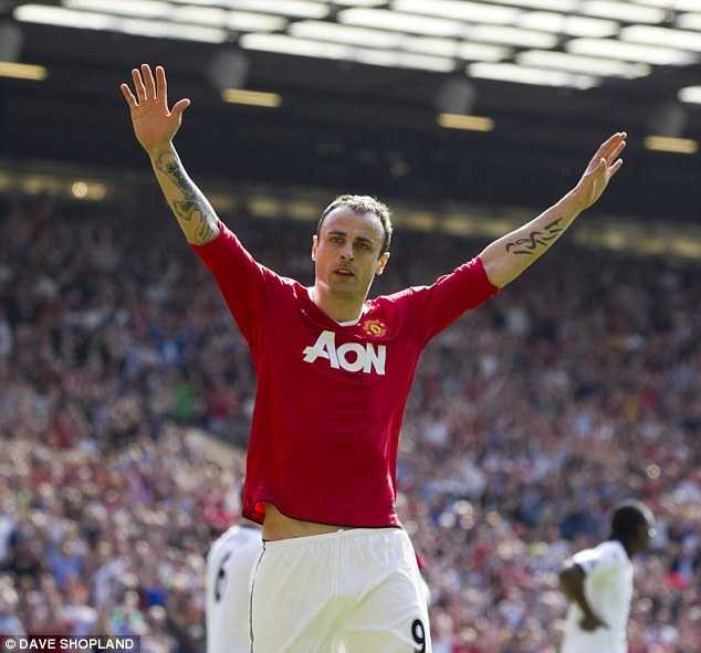 Dimitar Berbatov Reveals Man City Tried To Sign Him But He Told His Agent: 