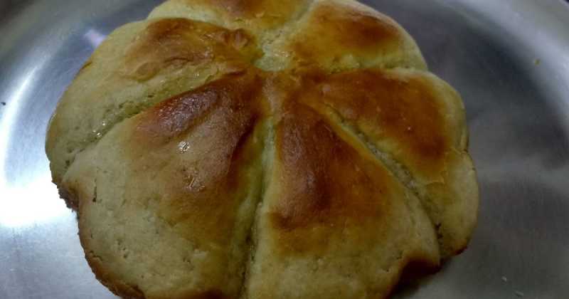 Easy Eggless Flower Bread