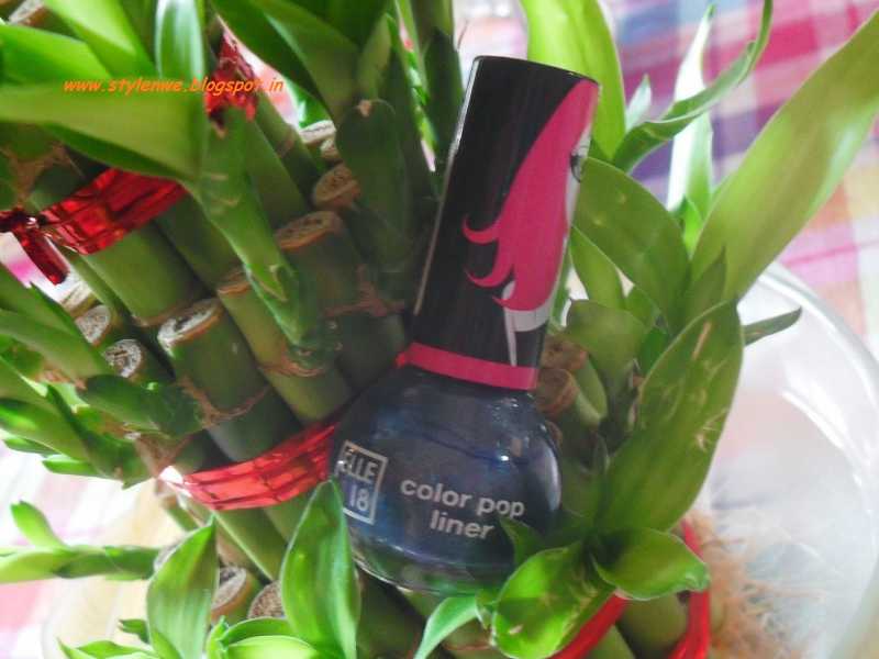 Elle 18 Color Pop Liner- Blue: Review & Swatches