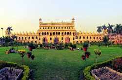 Experience India in True Means; Experience Lucknow Tourism