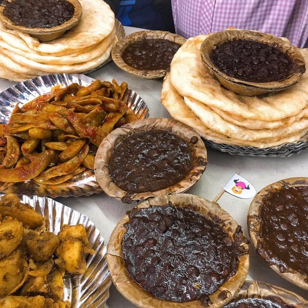 Food Not To Miss In East Delhi, New Delhi - Food Blog | Restaurant Reviews | Street Food