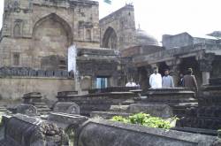History of Badi masjid Jaunpur a Sharqi monument .