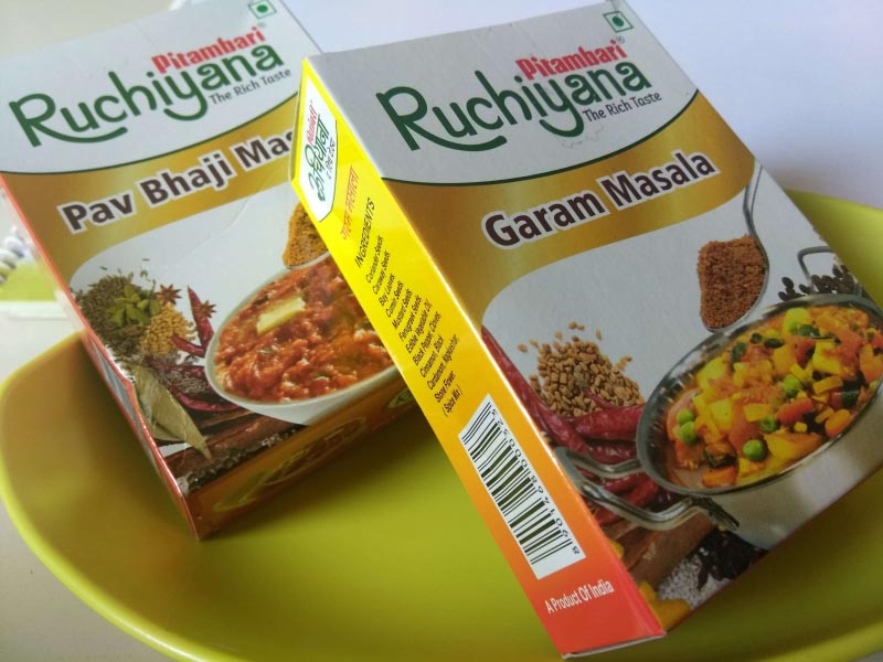 How To Make Delicious Pav Bhaji And Vada Pav With Pitambari Ruchiyana Masala |Mumbai Best Cuisine