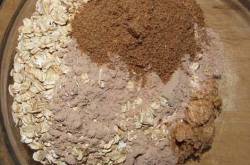 How to make Homemade Protein Powder | The Fit Mom Project