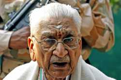 India will be a Hindu nation by 2020, Pluto by 2050: VHP’s Ashok Singhal