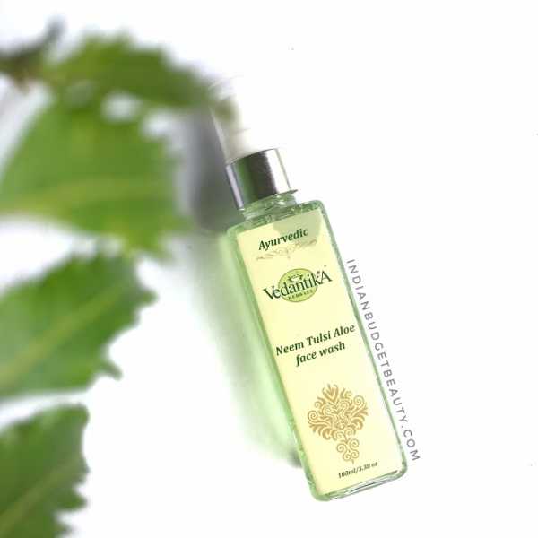 Indian Budget Beauty | Indian Makeup, Beauty & Lifestyle Blog: Vedantika Herbals Review : Neem Tulsi Aloe Face Wash REVIEW 