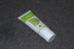 Jovees Ayurvedic De-Tan Scrub