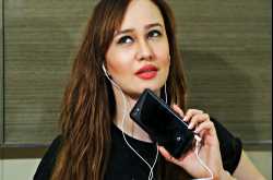 LG Q6 -Full Vision Display ! | Feisty Fox Diaries