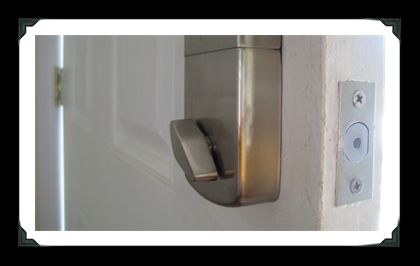 Lockitron Helps You To Unlock Door From Your Phone