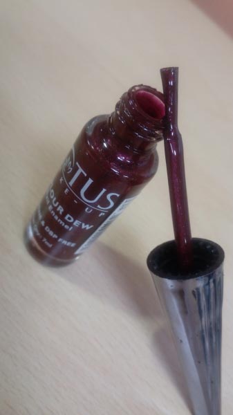Lotus Herbal Color Dew Nail Enamel- Maroon Sparkle: Review And NOTD - Mom Knows