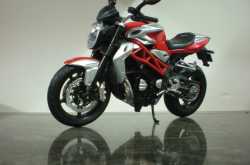 MV Agusta Brutale 1090R - 1:12 (Maisto)