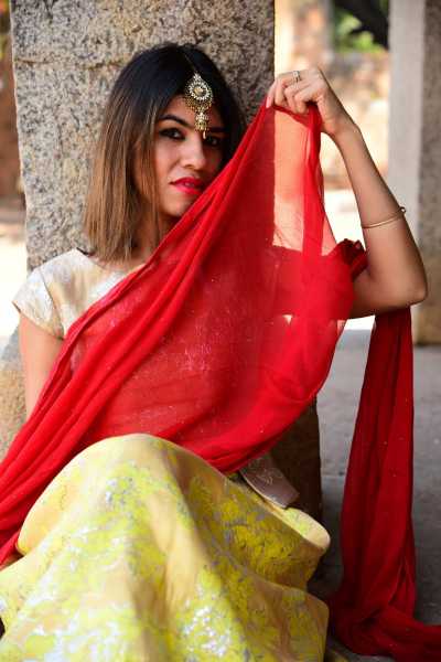 MY DEEPAWALI OUTFIT- #STYLEHACKS- "HOW TO MAKE A CO-ORDINATED SKIRT TOP SET LOOK LIKE A LEHNGA!"