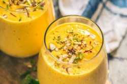 Mango Lassi Recipie - How to Make Mango Lassi In Punjabi Style