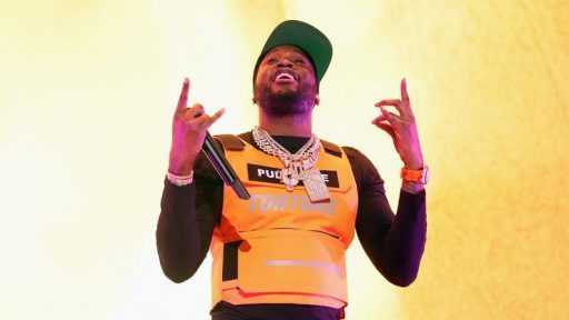 Meek Mill Lost $200K Betting Against Drake’s Toronto Raptors In The NBA Finals - SoundNobs.com