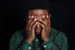 Men React to Repeated Painful Experiences Differently than Women Do