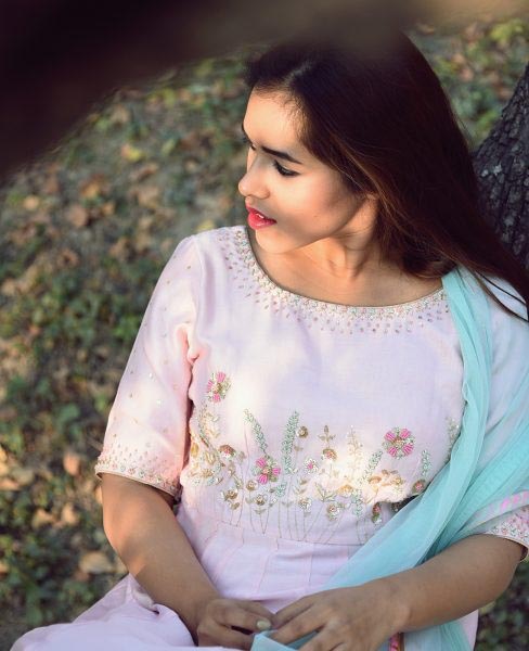 Pita Nila: The Enticed Beauty | MyMultiFaceTedDiary