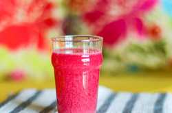 Pomegranate Juice, and an easy, natural Ayurvedic solution for anaemia.