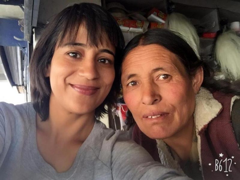 Recollecting Travel Memories, One Selfie At A Time - From My Window Seat