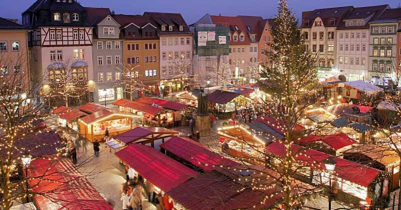 Ritu Sharma : An Indian Fashion And Lifestyle Blogger: A Guide To Festive Fun In Oslo 