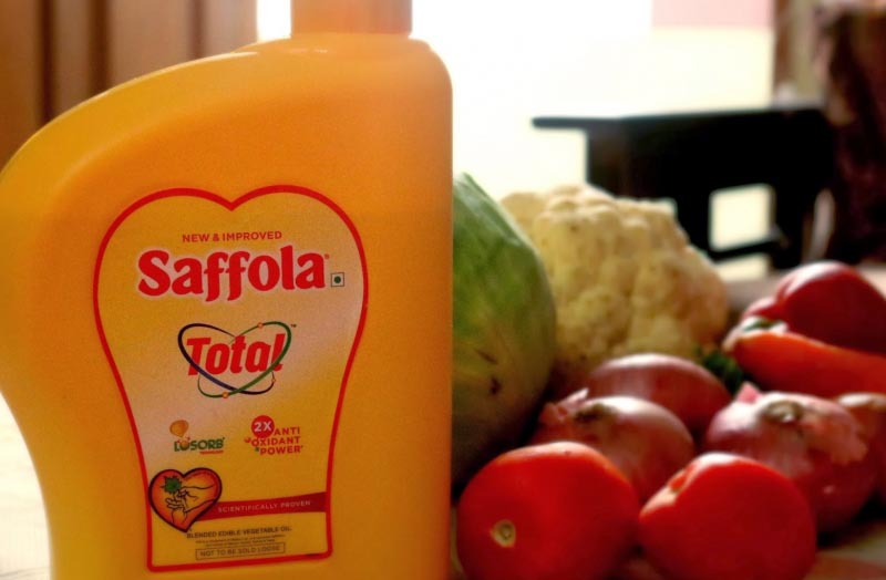 Saffola Life : The Right Choice For A Healthy Heart.