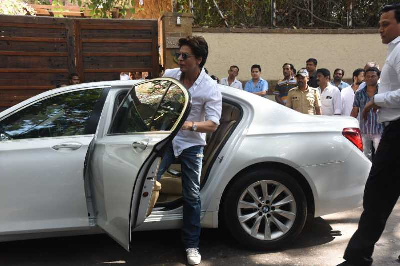 Sanjay Dutt, Shah Rukh Khan, And Bobby And Sunny Deol Arrive To Condole Veeru Devgan’s Death