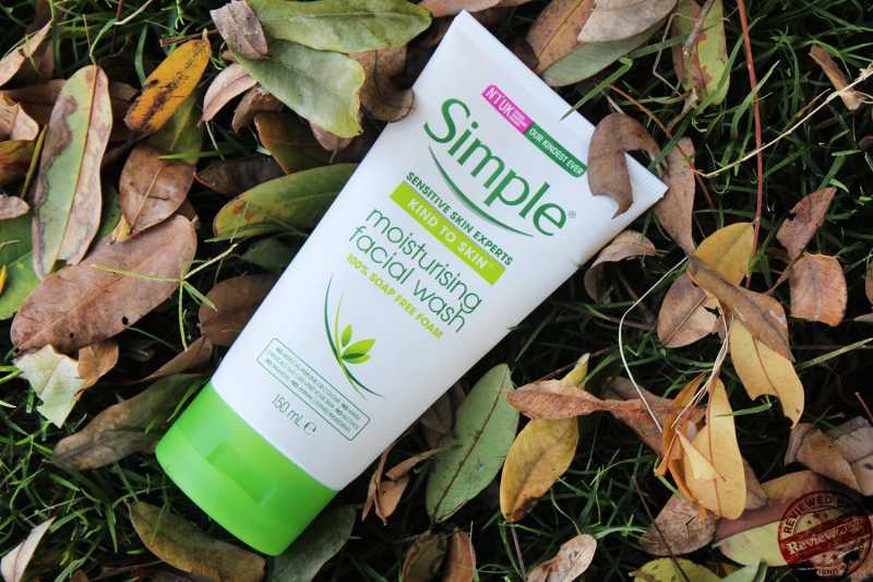 Simple Moisturising Facial Wash- Honest Review By Us