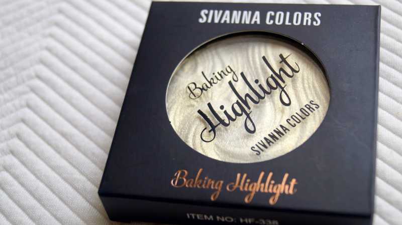 Sivanna Colors Baking Highlighter Review