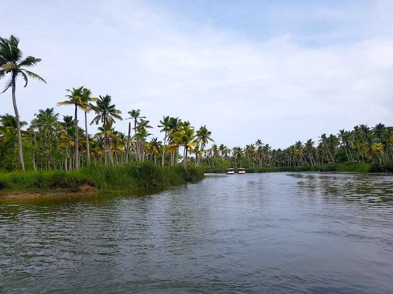 Smooth Sailing On Poovar - Itchy Feet