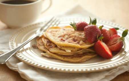 Strawberry Ricotta Pancakes