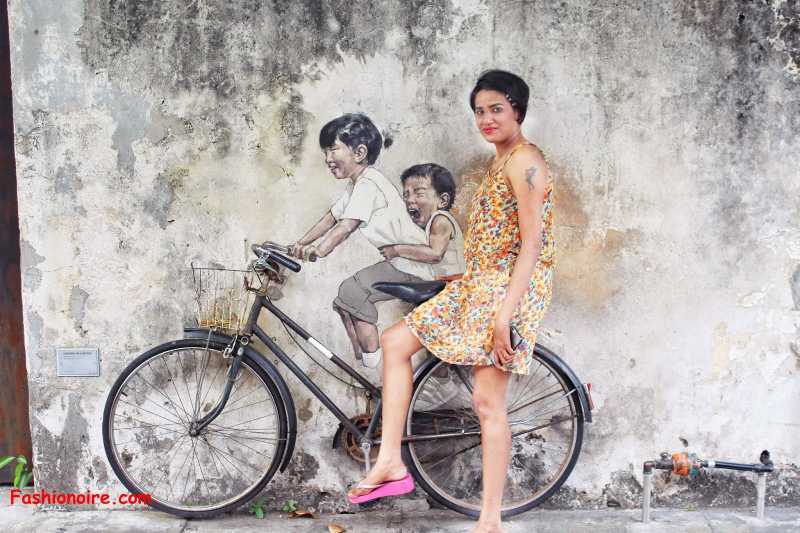 Street Fashion - Flaunting My Floral Dress At Armenian Street Penang, Malaysia