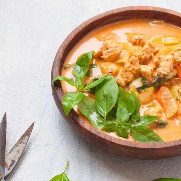 Thai Red Curry With Homemade Red Curry Paste - Spicy Coconut Curry